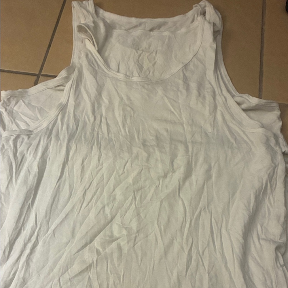 🔥5 for 20🔥 Pair Of Thieves White Sleeveless Tank Tops set of 2